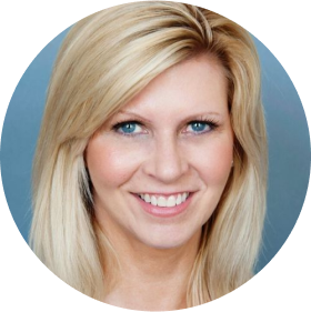 Kristen Urbach headshot