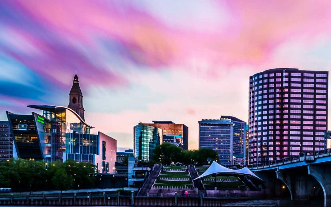 Image of downtown hartford at sunset